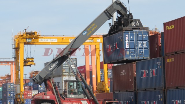 Cơ hội và thách thức cho xuất khẩu hàng hóa 5 tháng cuối năm 