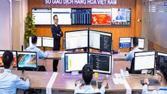 Bộ Công Thương ban hành kế hoạch xây dựng Nghị định của Chính phủ quy định về chính sách xuất nhập khẩu hàng hóa, phân phối hàng hóa và dịch vụ, sàn giao dịch hàng hóa, hoạt động của Sở giao dịch hàng hóa trong Trung tâm tài chính quốc tế tại Việt Nam