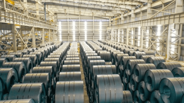 Việt Nam là nguồn cung hàng hóa lớn thứ 3 của Lào trong 4 tháng đầu năm 2024