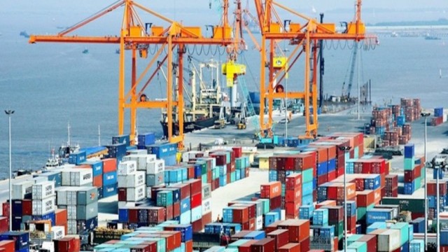 Bộ Tài chính đề xuất bổ sung quy định về nộp tiền thuế, phí đối với hàng hóa xuất nhập khẩu