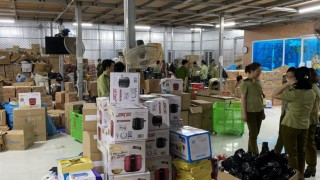 Triệt phá kho hàng giả, hàng nhái lớn nhất từ trước đến nay tại Ninh Bình