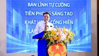 Bộ trưởng Lê Mạnh Hùng nêu bốn yếu tố để doanh nghiệp trẻ tham gia thị trường toàn cầu