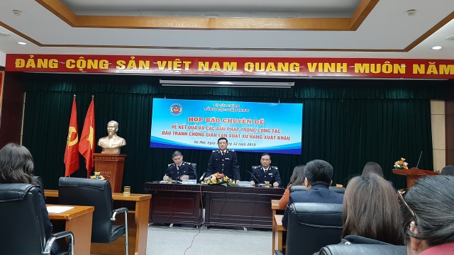 Tăng cường đấu tranh chống gian lận xuất xứ hàng xuất khẩu 