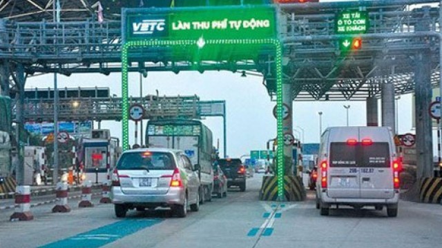 Thủ tướng Chính phủ chỉ thị đẩy nhanh tiến độ triển khai thu phí điện tử không dừng