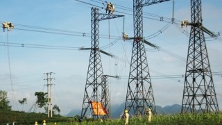 Phấn đấu hoàn thành đường dây 500 kV mạch 3 dịp kỷ niệm Cách mạng tháng Tám và Quốc khánh 2/9