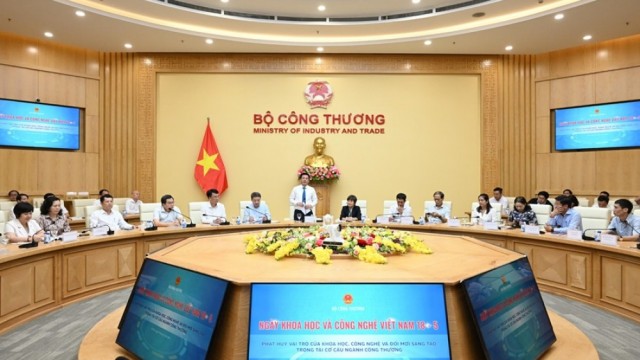 Phát huy vai trò của khoa học, công nghệ và đổi mới sáng tạo trong thực hiện nhiệm vụ tái cơ cấu ngành Công Thương