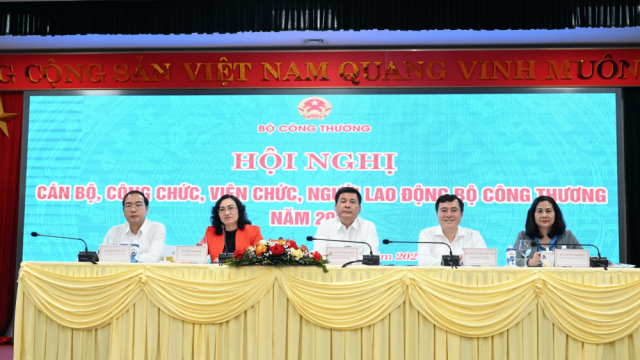 Bộ Công Thương tổ chức Hội nghị cán bộ, công chức, viên chức, người lao động năm 2024