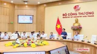 Bộ Công Thương phổ biến, đôn đốc phát triển điện mặt trời mái nhà cơ quan công sở, trường học, bệnh viện và hộ gia đình
