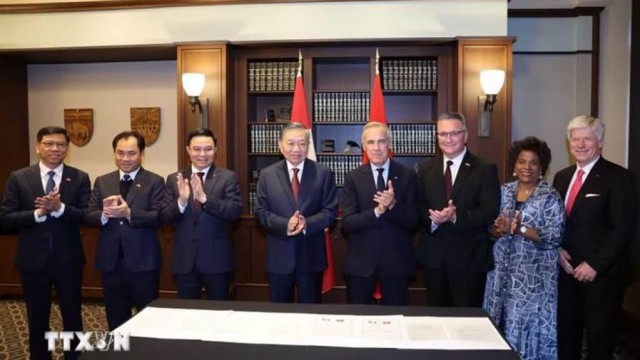 Việt Nam - Canada: Tăng cường hợp tác năng lượng và chuyển dịch năng lượng sạch