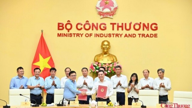 Bộ Công Thương tiếp nhận chức năng quản lý địa chất, khoáng sản, khu công nghiệp