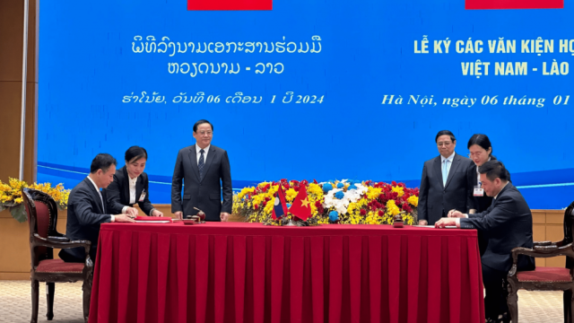 Thúc đẩy thương mại biên giới Việt Nam – Lào 