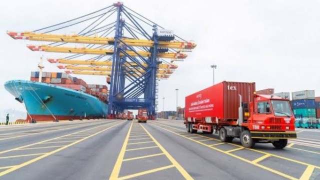 Tổng hợp, phân tích, đánh giá và cung cấp thông tin về hoạt động thương mại, đầu tư giữa Việt Nam với thị trường UAE trong giai đoạn 2021- 2025