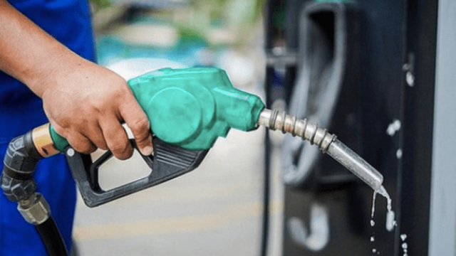 Bộ Công Thương yêu cầu tăng cường kiểm tra kinh doanh bán lẻ xăng dầu, đảm bảo nguồn cung