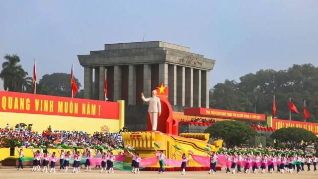 Đẩy mạnh học tập, thực hành tư tưởng, đạo đức, phương pháp, phong cách Hồ Chí Minh trong giai đoạn phát triển mới
