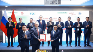 Các hoạt động của Bộ trưởng Lê Mạnh Hùng trong khuôn khổ chuyến thăm Liên bang Nga dự Hội nghị Cấp cao kỷ niệm 35 năm quan hệ ASEAN - Nga của Thủ tướng Chính phủ