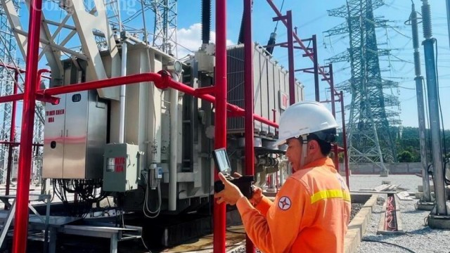 Tiết kiệm để giảm áp lực cho hệ thống điện quốc gia