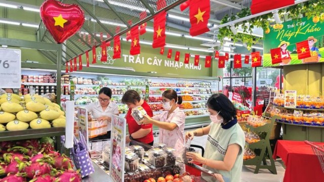 Nguồn cung dồi dào, giá cả ổn định, sức mua bật tăng dịp lễ 30/4-1/5