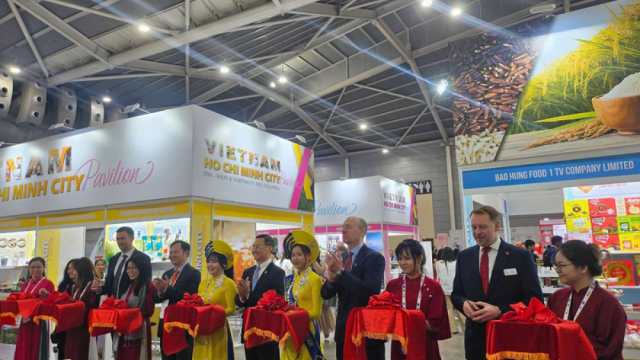 Việt Nam tiếp tục duy trì vị trí đối tác thương mại thứ 10 của Singapore