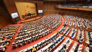 Ngày 23/4, Quốc hội thảo luận về sửa đổi 4 luật thuế, biểu quyết thông qua nhiều luật