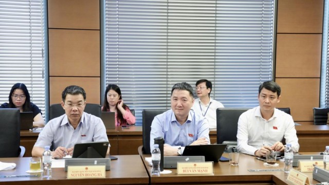 Đại biểu Quốc hội đề xuất giải pháp thúc đẩy tăng trưởng hai con số và giải quyết các vấn đề an sinh xã hội 