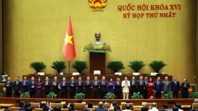 Quốc hội phê chuẩn bổ nhiệm 6 Phó Thủ tướng, các Bộ trưởng và thành viên Chính phủ