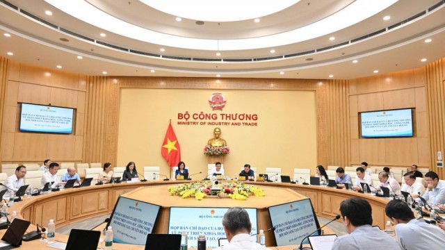 Họp Ban Chỉ đạo của Bộ Công Thương về phát triển khoa học, công nghệ, đổi mới sáng tạo, chuyển đổi số và Đề án 06