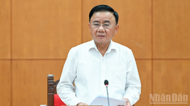 Bộ Chính trị ban hành Kết luận số 14-KL/TW về bảo đảm nguồn cung, giá nhiên liệu ổn định trong tình hình mớI