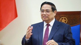 Thủ tướng Phạm Minh Chính điện đàm với Thủ tướng Algeria, đề nghị hỗ trợ Việt Nam bảo đảm an ninh năng lượng