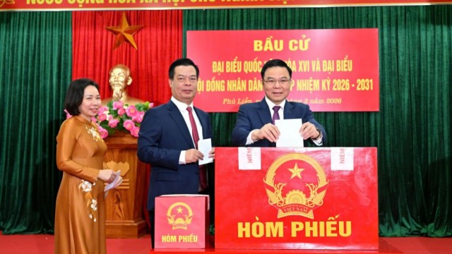 Quyền Bộ trưởng Bộ Công Thương tham gia bầu cử đại biểu Quốc hội khóa XVI tại TP. Hải Phòng