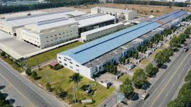 Chính phủ Singapore đã đưa ra một loạt điều chỉnh chính sách thuế đối với khu vực doanh nghiệp và 2 mặt hàng cụ thể (ô tô và thuốc lá).