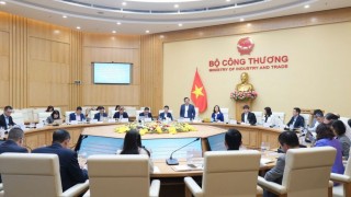 Ban Chính sách, Chiến lược Trung ương làm việc với Bộ Công Thương