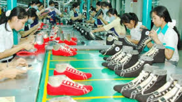 Tổng hợp, phân tích, đánh giá tình hình thực thi hiệp định EVFTA trong hoạt động xuất khẩu Giày dép của việt nam sang thị trường EU trong 8 tháng đầu năm 2025