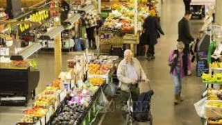 Tổng hợp, phân tích và cung cấp thông tin về hoạt động thương mại giữa Việt Nam với thị trường Canada trong 10 tháng đầu năm 2025, đánh giá triển vọng và dự báo