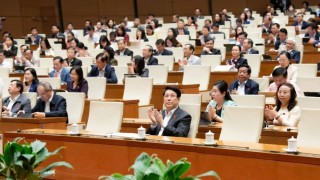 Luật Thương mại điện tử chính thức được Quốc hội thông qua