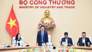 Bộ trưởng Nguyễn Hồng Diên chủ trì cuộc họp rà soát công tác triển khai Chính phủ số của Bộ Công Thương