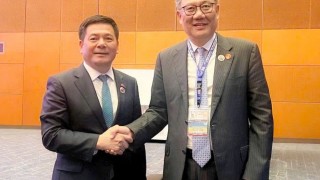 Bộ trưởng Nguyễn Hồng Diên làm việc với Bộ trưởng Thương mại Trung Quốc Vương Văn Đào