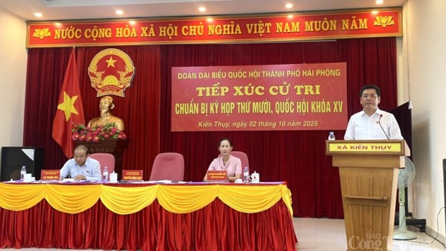 Bộ trưởng Nguyễn Hồng Diên tiếp xúc cử tri tại thành phố Hải Phòng