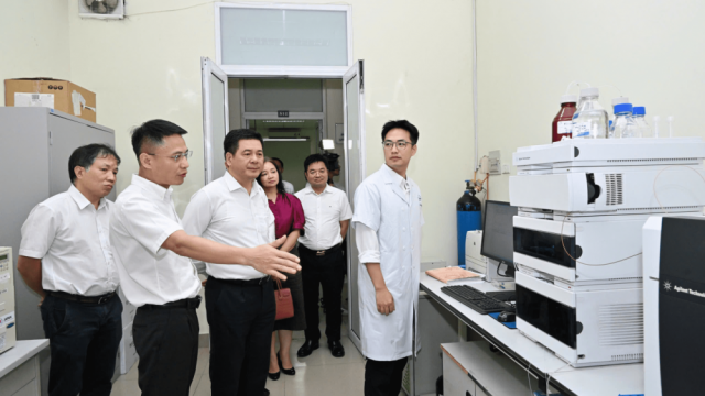 Bộ trưởng Nguyễn Hồng Diên giao 6 nhiệm vụ trọng tâm cho Viện Công nghiệp thực phẩm