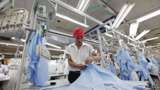 Phát triển thị trường nội địa cho sản phẩm dệt may, da giày