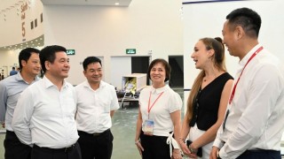 Bộ trưởng Nguyễn Hồng Diên kiểm tra tiến độ gian triển lãm “80 năm ngành Công Thương lớn mạnh cùng đất nước”