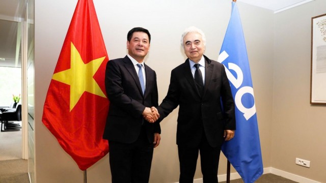 Bộ trưởng Nguyễn Hồng Diên làm việc với Giám đốc Cơ quan Năng lượng quốc tế (IEA)