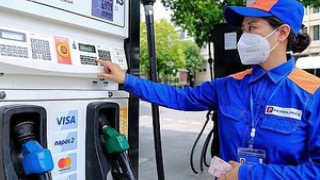 Yêu cầu đảm bảo nguồn cung ứng xăng dầu trong dịp nghỉ Lễ 30/4-1/5