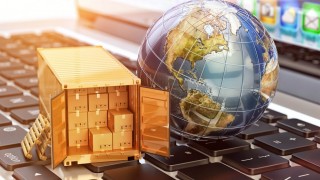 Thương mại điện tử đóng vai trò quan trọng trong việc thúc đẩy hoạt động xuất khẩu