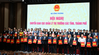 Bộ Công Thương tổ chức Hội nghị chuyển giao Cục Quản lý thị trường về Ủy ban nhân dân các tỉnh, thành phố