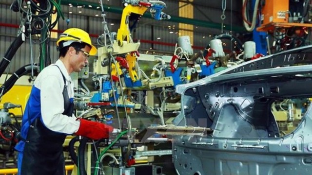 Ngành sản xuất tăng trưởng trở lại