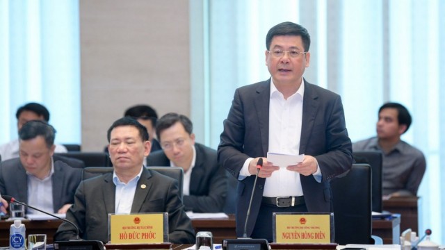 Liên Bộ Công Thương - Tài chính giải trình vấn đề xăng dầu trước Ủy ban Kinh tế Quốc hội