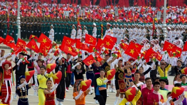 “Rạng danh Tổ quốc, cơ đồ Việt Nam!”